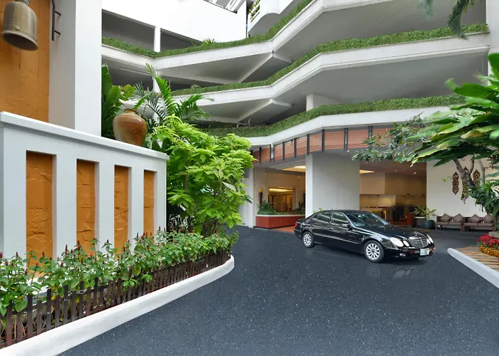 Centre Point Pratunam Hotel 4*