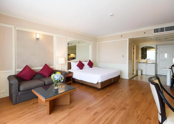 Centre Point Pratunam Hotel 4*