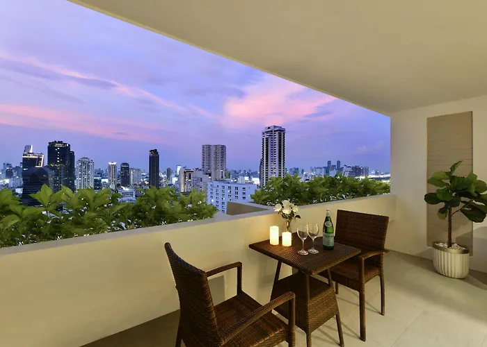 Centre Point Pratunam Hotel