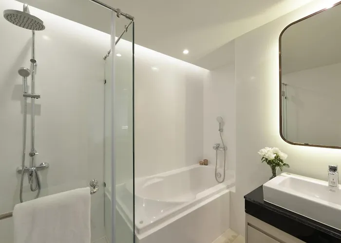 Hotel Centre Point Pratunam 4*